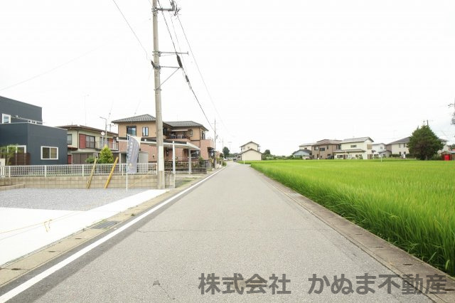 〇前面道路〇　南側前面道路　幅員5.6ｍ　/2026.8.3撮影　　　　　　　　　　　　　　　　　　　　　　　　　　　　　