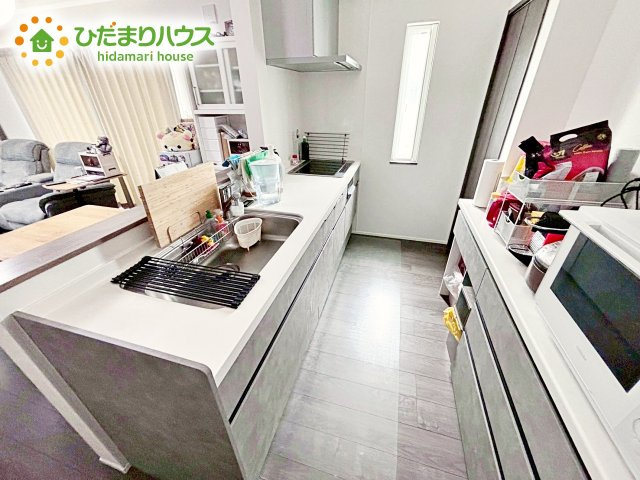 広々としていてお料理をするのにも十分な広さがあります！お子様とお菓子作りをしたり、新しいお料理に挑戦したり毎日の家事が楽しくなりそうです！