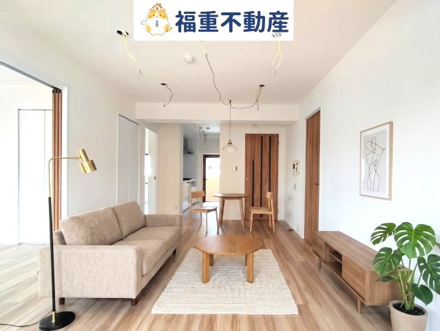 家具・家電等はCG加工により配置例を示したものです