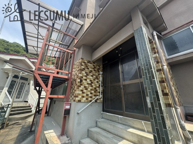 外観：328000607297