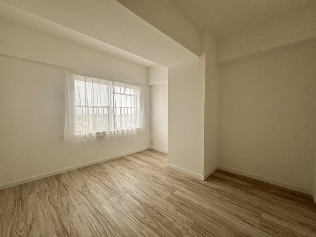 洋室？：約6帖