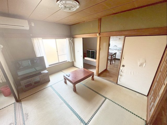 来客用や家族のくつろぎスペースとして使える和室！