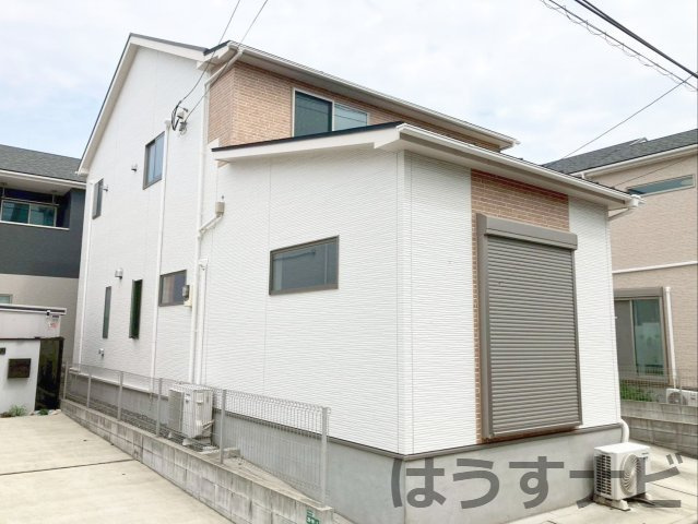 2021年10月築！部屋数にゆとりがある5LDKの住宅です！