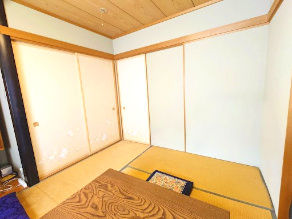 和室は玄関ホール側からも入れます！