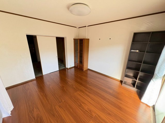 8帖