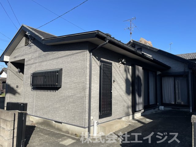 落ち着いた雰囲気の外観です