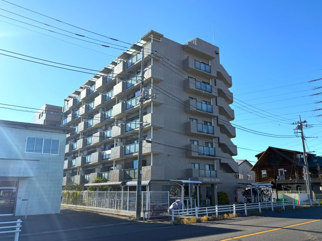 apartment 埼玉県春日部市谷原３丁目1-11