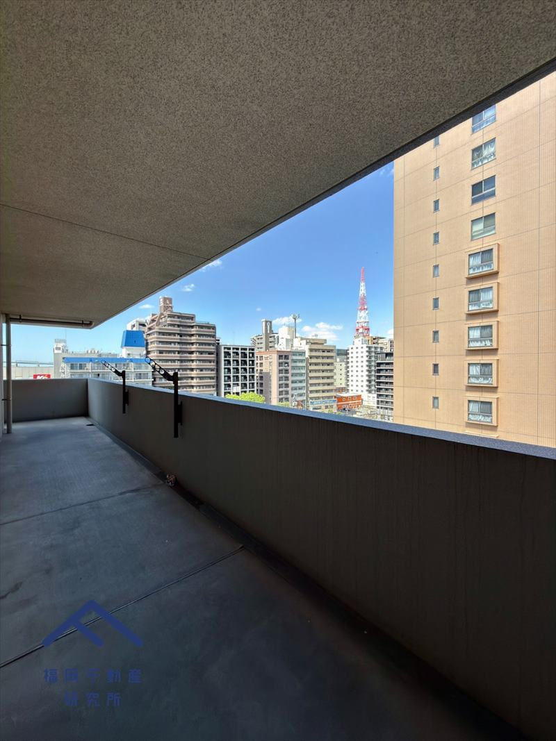東側バルコニー