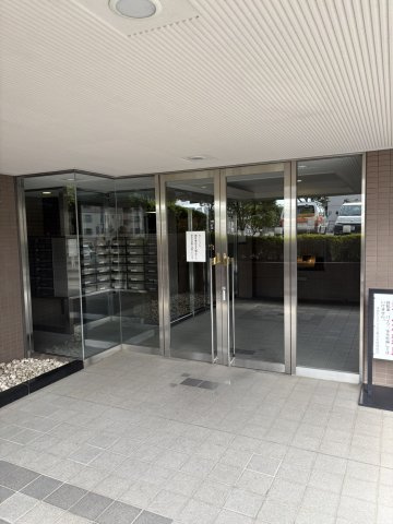 清潔感のあるエントランス？　