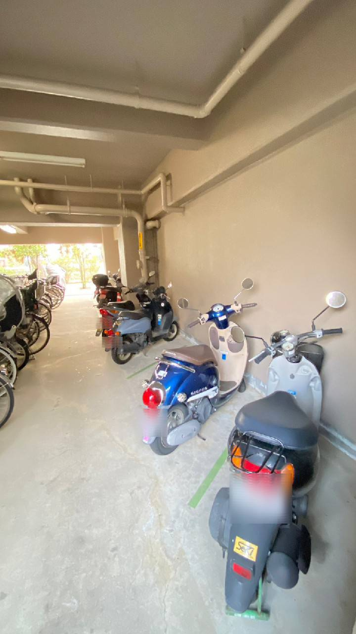 バイク置き場