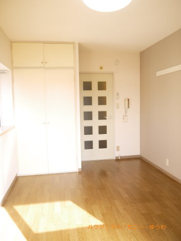 趣味に没頭したり、自分の時間を愉しめる一部屋です。