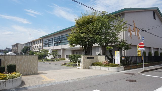 一宮市立神山小学校