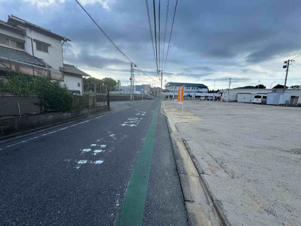 【則松三丁目（2期）の前面道路含む現地写真】