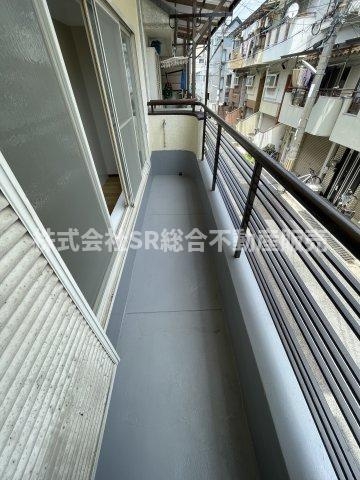 弊社は、工務店と関係強化を徹底し、世界情勢やナフサショックの影響を受けずに材料確保を行い、納期も遅れることがございませんので、心配ご無用です！お気軽にご相談下さい。