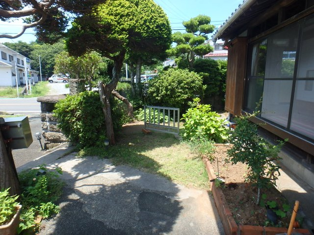 お庭が付いています
