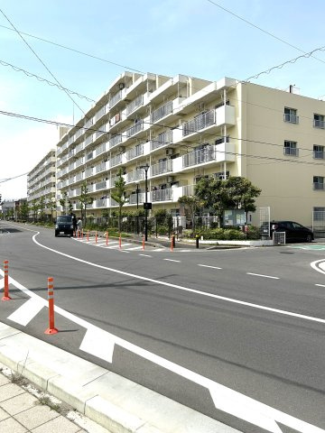 行徳ニューハイツの外観