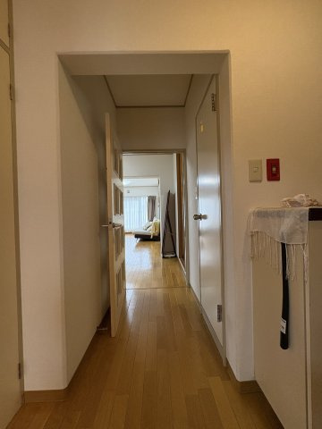 ◎玄関からリビングまで段差なく、スムーズに行き来する事が可能です。