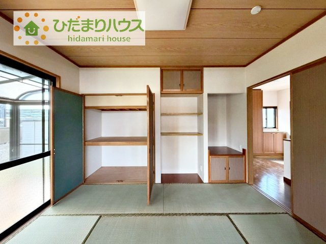 和室にも大容量のクローゼット完備！　お布団やお子様のおもちゃなどがスッキリ収納できますね(^^♪