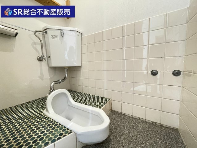 1Fトイレは和式です。