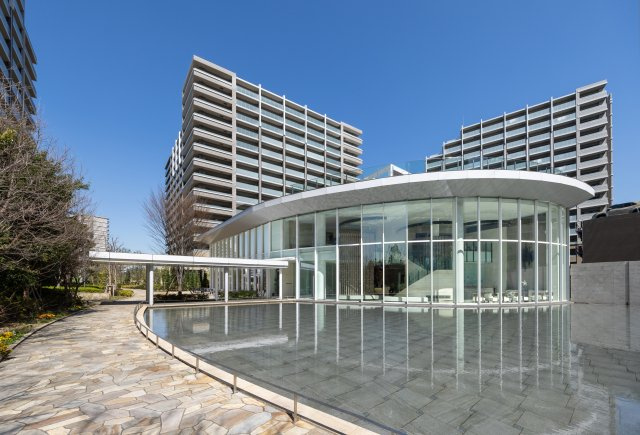 【クレストプラザ】　共用棟隣接で、15の共用施設を日常使いできます。