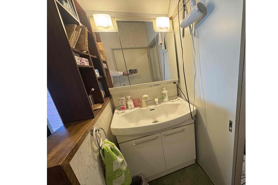 2階洗面台　　現地（2025年2月）撮影