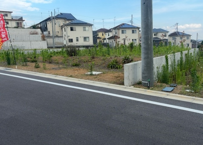 物件の詳細については、現地を見てわかること以外に、役所や法務局などで調べないとわからないことがあります。そのため、現地に行く場合は、もしこの物件を買ったらどのような生活ができるかをイメージしましょう。