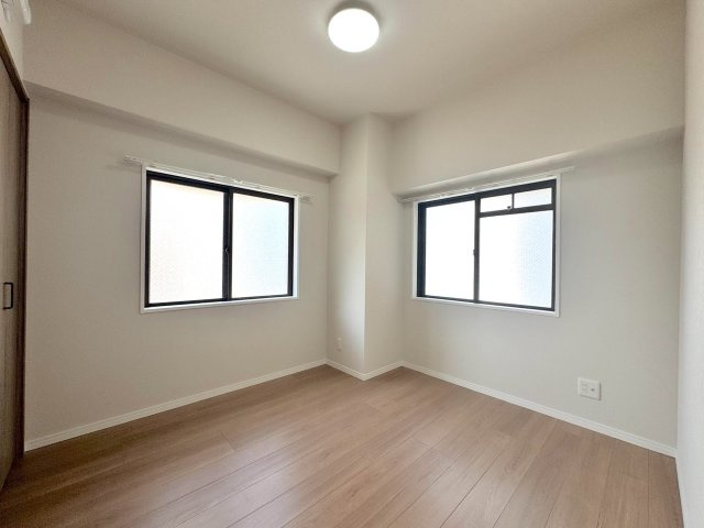 洋室4.6帖　間取り図左上の部屋