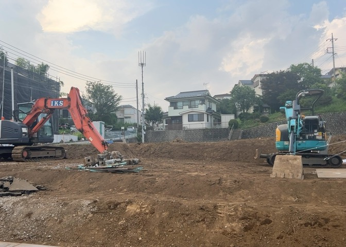家を建てる前提で土地を探している場合、地盤の丈夫さは譲れない条件の一つです。地盤が脆弱だと追加工事が必要となります。また、過去に地盤沈下や液状化現象を起こした土地は、できるだけ避けた方がいいでしょう。