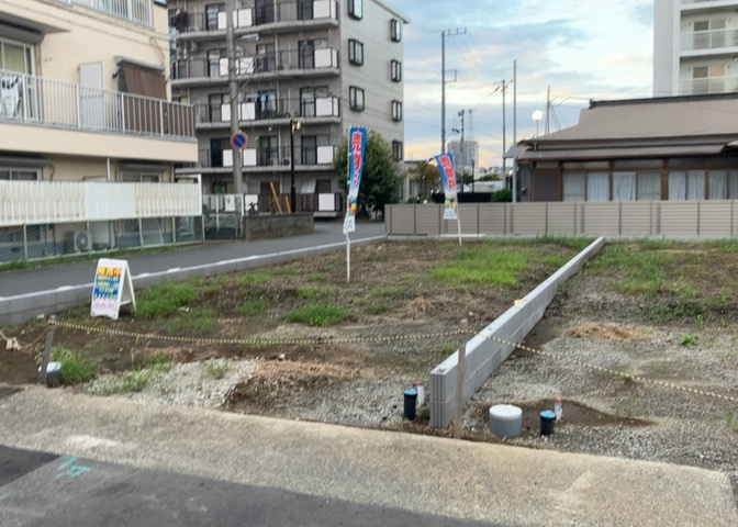 土地探しをしていると都市計画区域という言葉を目にすると思います。法律によって、都道府県知事や国土交通大臣が指定するエリアのことを指しており、都市計画区域は市街化区域と市街化調整区域に分けられています。