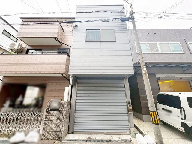 外観：327002260952