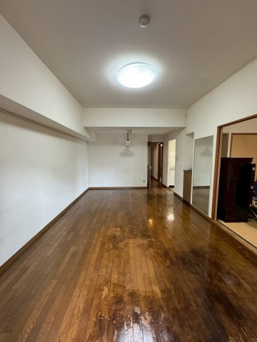 【シンフォニアみなみが丘C棟の居間】