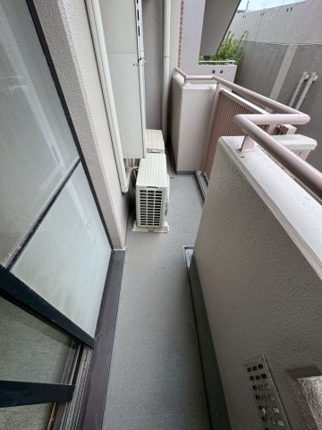 【シンフォニアみなみが丘C棟のバルコニー】