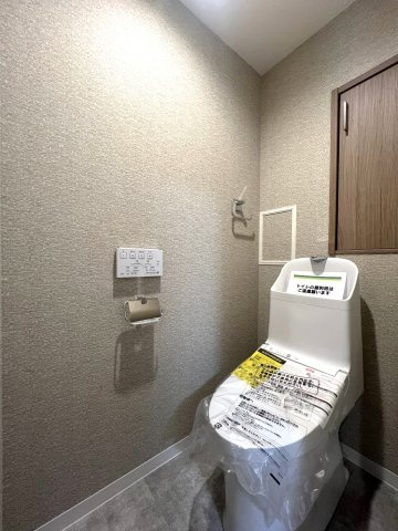 ウォシュレット一体型のトイレです。