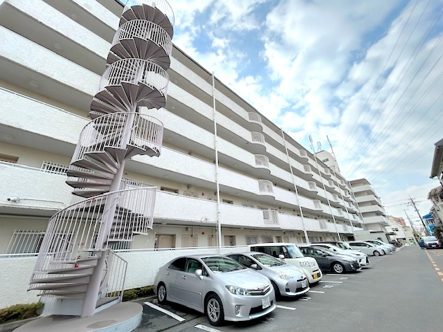 外観：327002177170