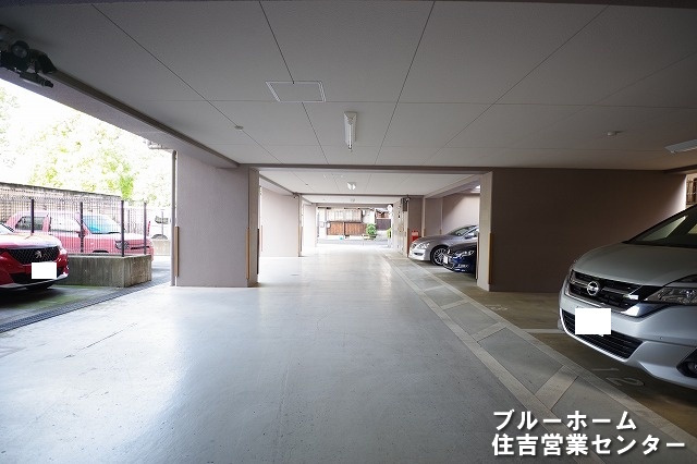 敷地内駐車場がございます！