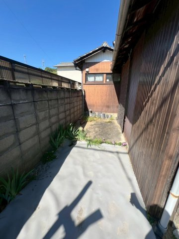 敷地内　北西側