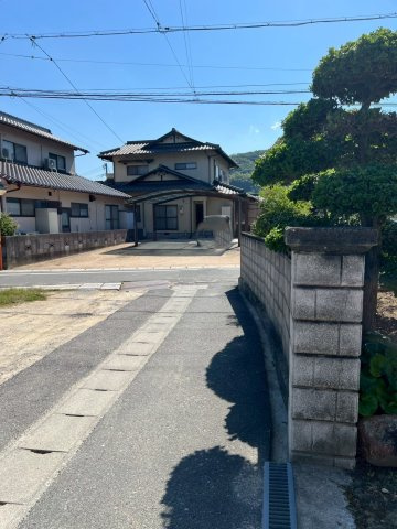 南東側