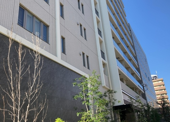 ＳＲＣ造は強度や耐震性の面でもRC造と比べて優れています。そのため、10階建以上の高層または超高層マンションなどの建築にも多く採用されています。柱や梁などのサイズが小さくても高い耐震性を確保できます。