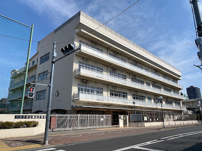 市立第三小学校まで徒歩5分