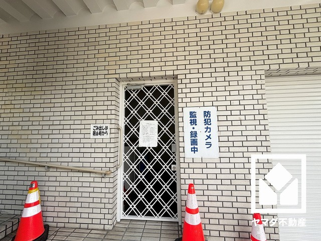 綺麗に整備されたゴミ出し場で気持ち良くお使い頂けます。