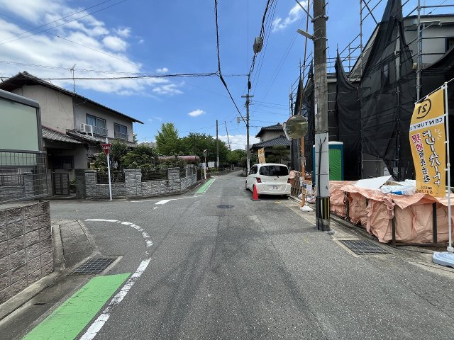 現地写真。前面道路です。