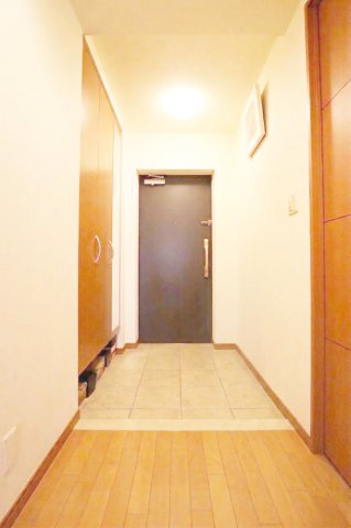 【玄関】
