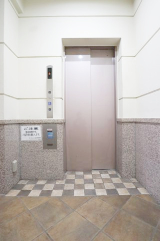 【エレベーター】