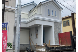 座間市南栗原の新築戸建ての外観