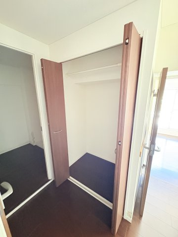 収納も広々しております。