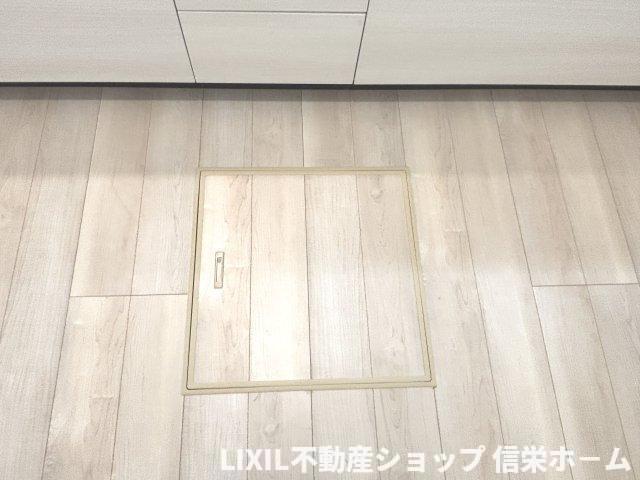 キッチン床下収納
