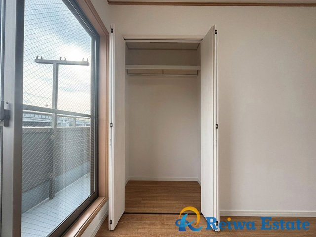 収納付きのお部屋は居室空間を隅々まで使えるのが嬉しいですね。