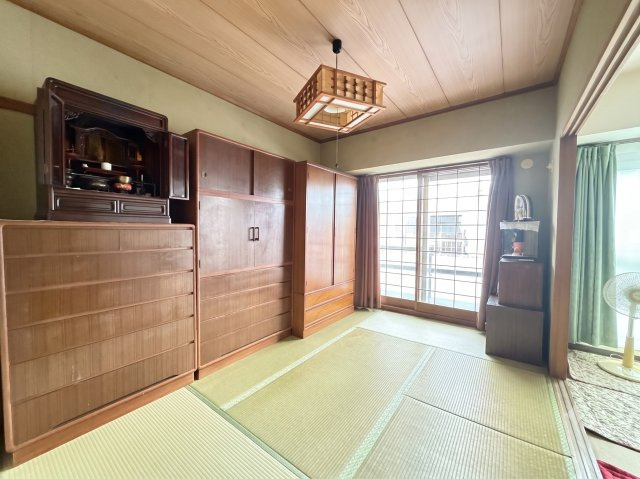 ※室内写真は、居住中の荷物等をAI画像処理により消去・修正してあります。現況を優先としますので、内覧時にご確認ください。