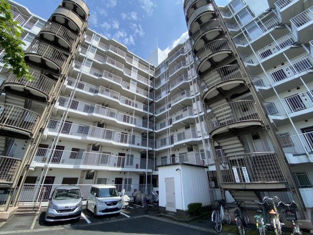 ■東武スカイツリーライン「越谷」駅徒歩12分　■新規リフォーム済み