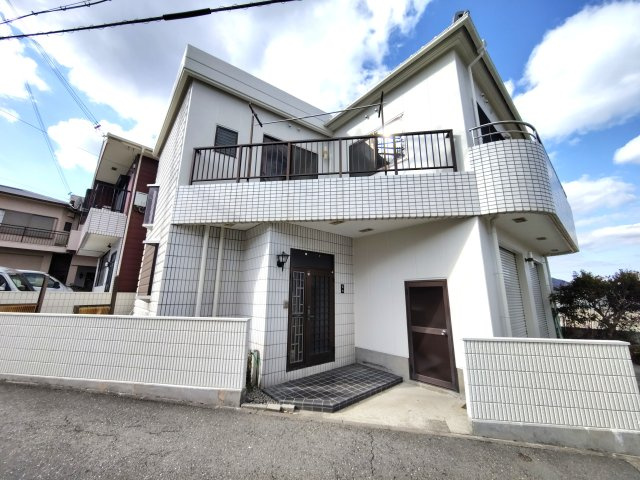 外観：328000617075